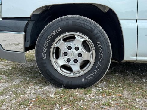 Used 2003 Chevrolet Silverado 1500 LS image 11