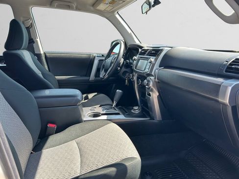 Used 2019 Toyota 4Runner SR5 AWD/4WD image 13