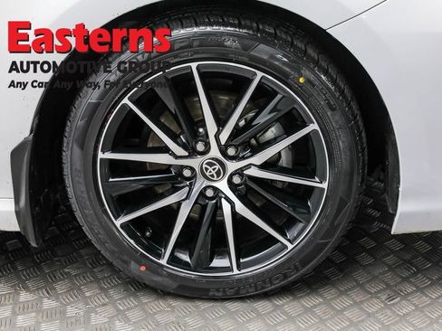 Used 2023 Toyota Camry SE image 30