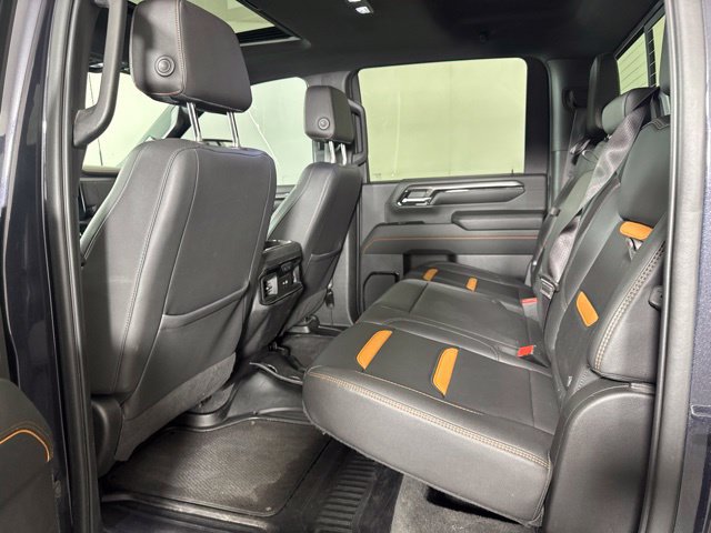 Used 2024 GMC Sierra 2500 AT4 w/ AT4 Premium Plus Package AWD/4WD image 12