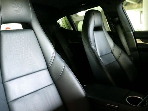 Used 2012 Porsche Panamera Turbo S image 49