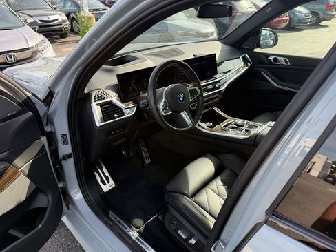 Used 2024 BMW X5 xDrive40i w/ Executive Package AWD/4WD image 10