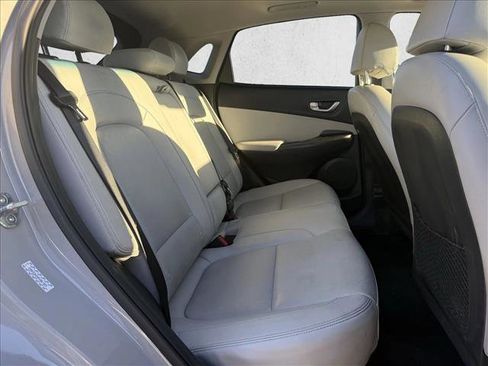 Certified 2023 Hyundai Kona Limited FWD image 15