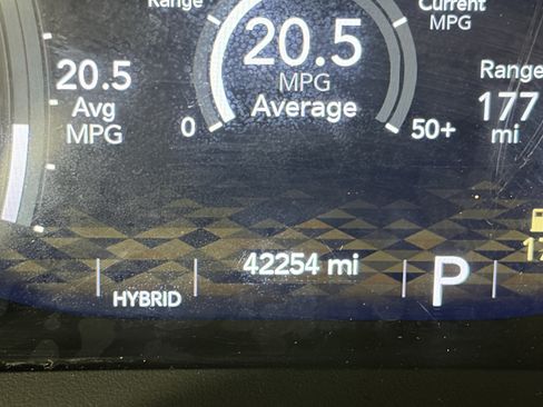 Used 2024 Jeep Wrangler Unlimited Sahara AWD/4WD image 5