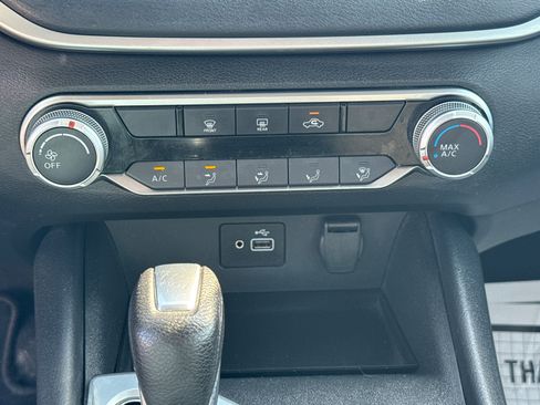 Used 2023 Nissan Altima 2.5 S image 11