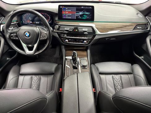 Used 2021 BMW 530i xDrive w/ Convenience Package AWD/4WD image 29