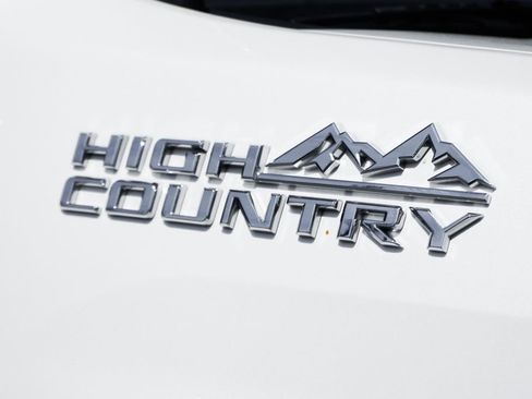 Used 2024 Chevrolet Silverado 3500 High Country w/ High Country Premium Package AWD/4WD image 54