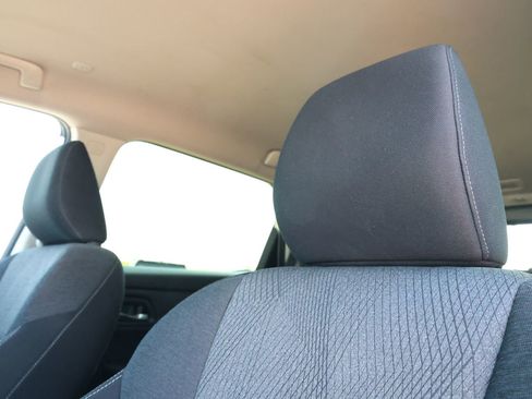 Used 2024 Nissan Rogue SV image 15