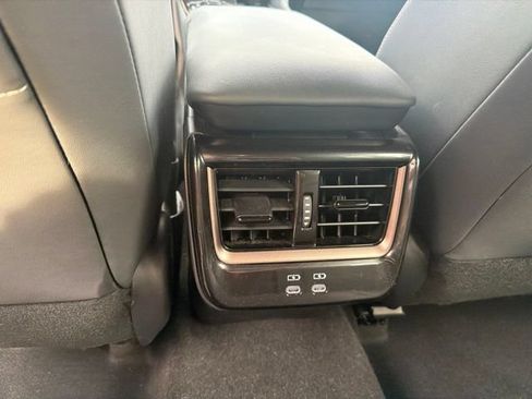 Used 2025 Toyota Crown Signia AWD/4WD image 35