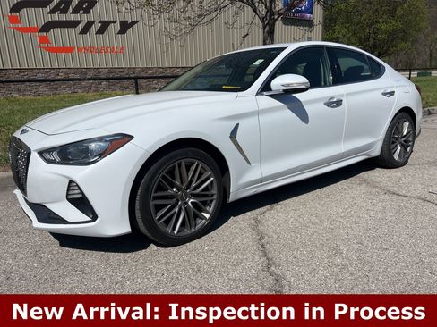 Used 2019 Genesis G70 2.0T Advanced image 1