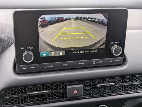 Certified 2023 Honda HR-V LX image 27