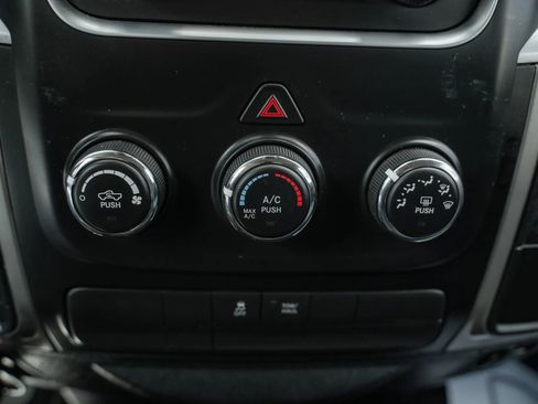 Used 2017 RAM 1500 Classic SLT image 21