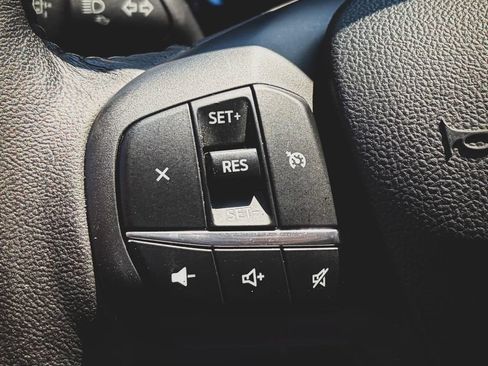 Used 2020 Ford Escape SE Sport AWD/4WD image 9