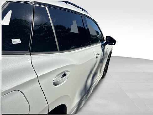 New 2026 Volkswagen Tiguan SE R-Line image 34