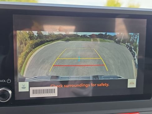 Used 2025 Toyota Tacoma TRD Sport image 24