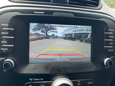Used 2018 Kia Soul w/ Convenience Package FWD image 20