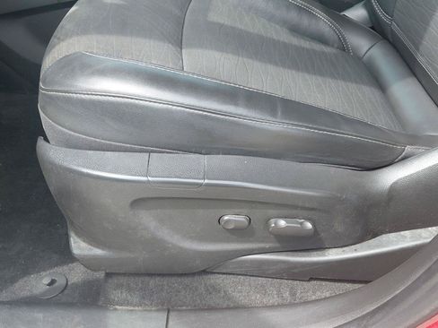 Used 2016 Buick Encore Convenience AWD/4WD image 23