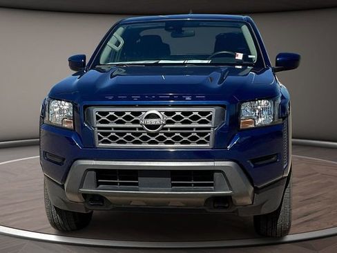 Certified 2023 Nissan Frontier SV w/ Technology Package AWD/4WD image 3