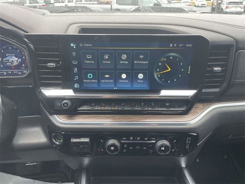 Used 2024 Chevrolet Silverado 1500 LT Trail Boss w/ LT Trail Boss Premium Package image 22