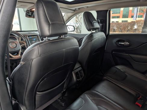 Used 2014 Jeep Cherokee Limited w/ Trailer Tow Group image 12