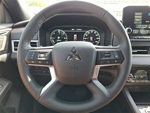 New 2025 Mitsubishi Outlander SEL Black Edition image 10
