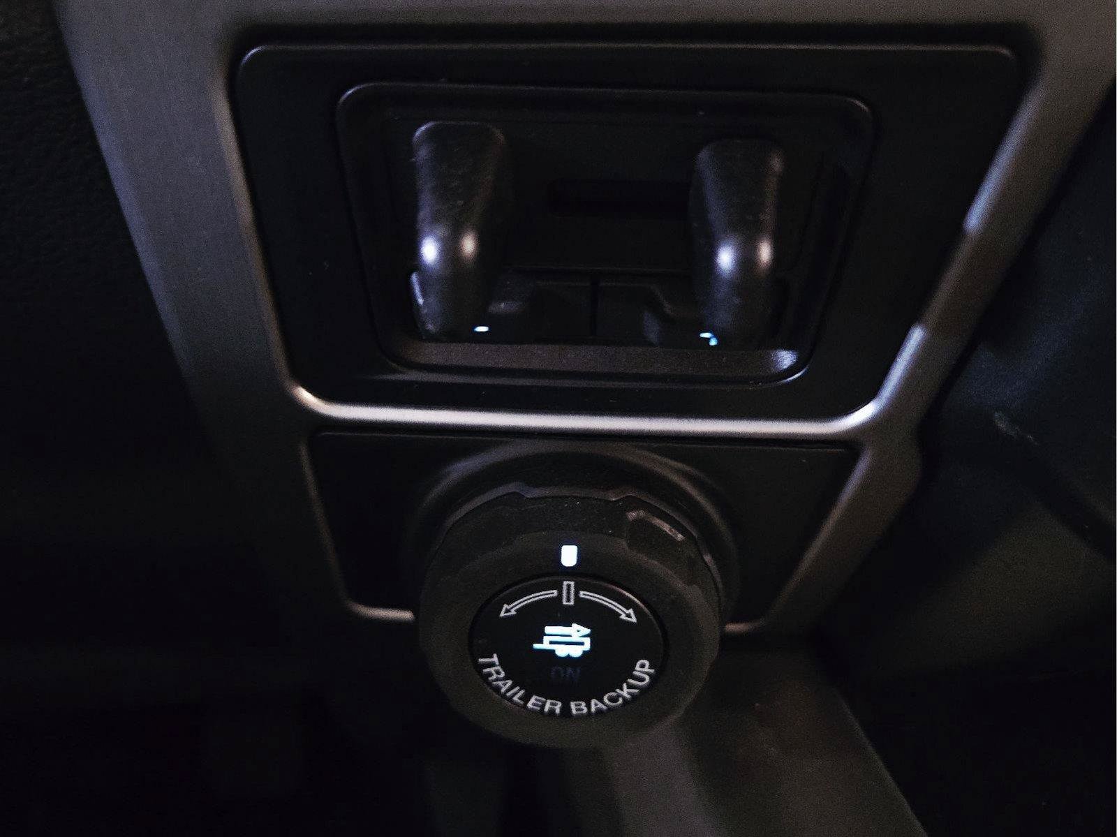 Used 2022 Ford F350 Platinum AWD/4WD image 40