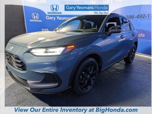 Certified 2025 Honda HR-V Sport image 10