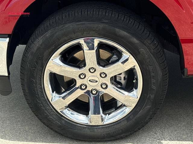 Used 2022 Ford F150 XLT w/ Equipment Group 302A High AWD/4WD image 4