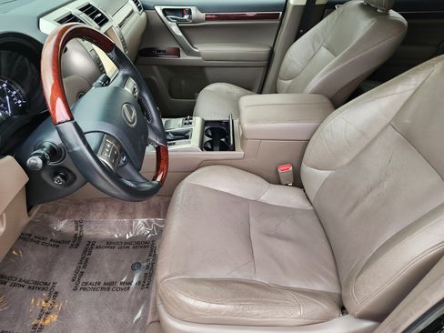 Used 2014 Lexus GX 460 image 12