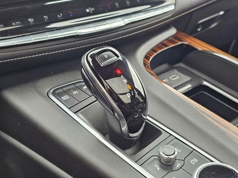 Used 2021 Cadillac Escalade Premium Luxury w/ LPO, Floor Liner Package AWD/4WD image 41