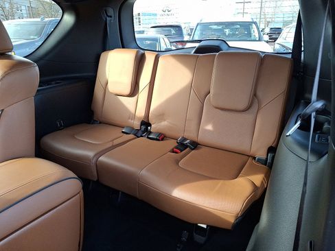 Certified 2024 INFINITI QX80 Sensory w/ Cargo Package image 10