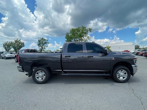 Used 2025 RAM 2500 Tradesman AWD/4WD image 8