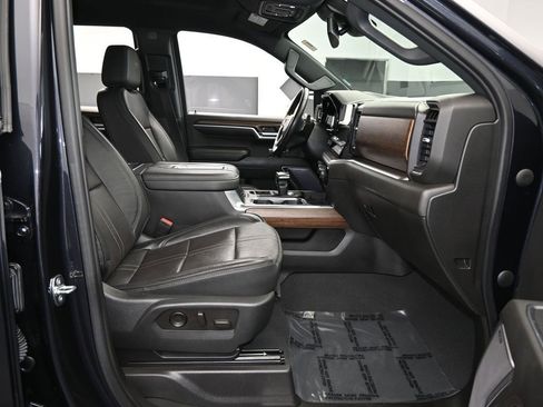 Used 2022 Chevrolet Silverado 1500 High Country image 57