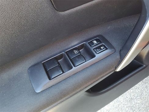 Used 2013 Nissan Rogue S w/ Special Edition Pkg image 20