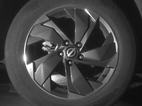 Used 2025 Nissan Rogue SV image 15