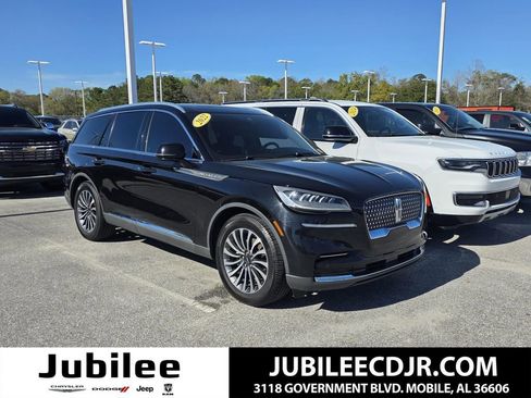 Used 2022 Lincoln Aviator Standard w/ Premium Package image 1