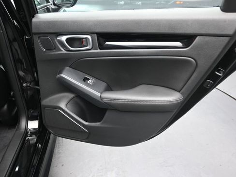 Used 2023 Honda Civic Touring image 20