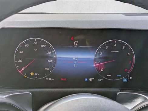 New 2026 Mercedes-Benz GLB 250 4MATIC image 11