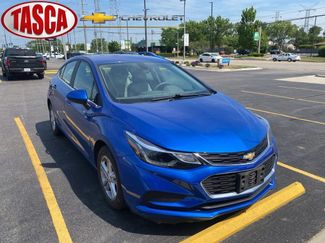 Used 2017 Chevrolet Cruze LT w/ Convenience Package FWD video 1