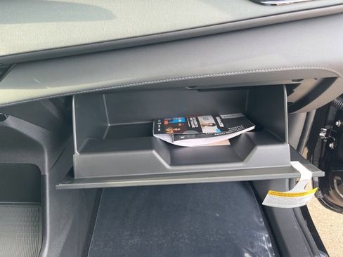 New 2025 Buick Enclave Preferred w/ Power Package image 41