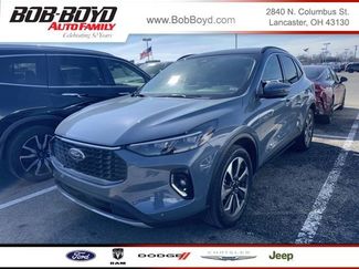 Used 2023 Ford Escape Platinum w/ Premium Technology Package video 1
