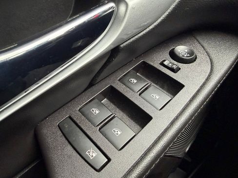 Used 2017 GMC Terrain SLT w/ Open Road Package image 25