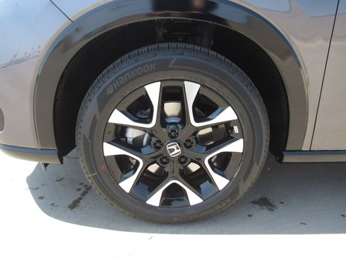 New 2026 Honda HR-V EX-L image 3