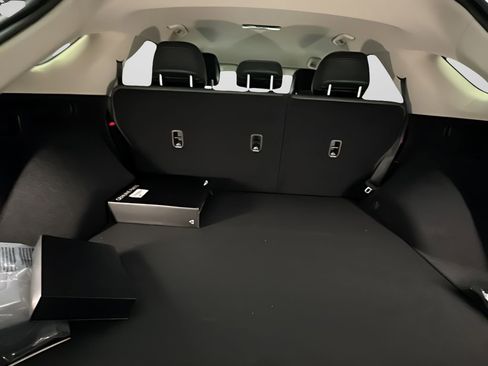 New 2026 Genesis GV70 2.5T image 17