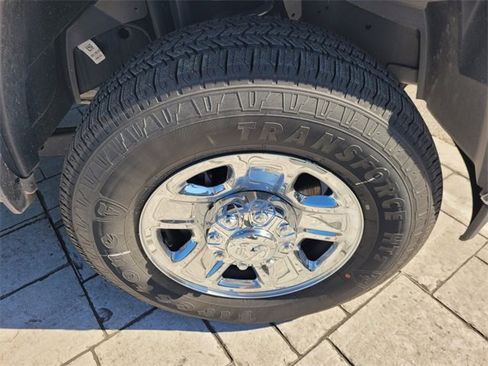 New 2025 RAM 2500 Tradesman w/ Chrome Appearance Group image 19