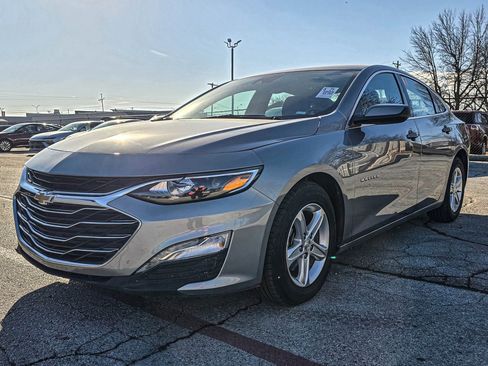 Certified 2024 Chevrolet Malibu LT image 3
