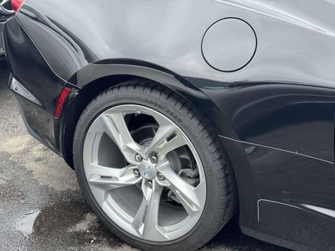 Used 2021 Chevrolet Camaro LS RWD image 6