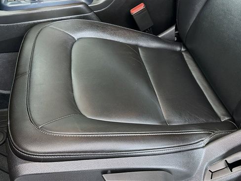 Used 2019 Chevrolet Colorado Z71 w/ Z71 Midnight Edition AWD/4WD image 18