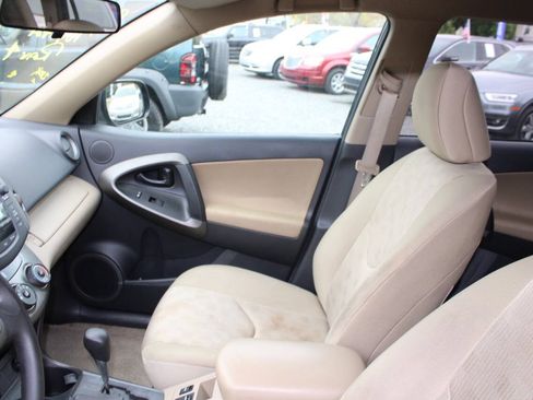 Used 2011 Toyota RAV4 4WD w/ Base L4 Extra Value Pkg image 14