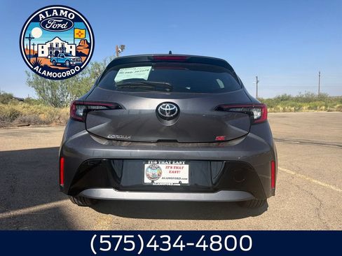 Used 2026 Toyota Corolla SE FWD image 4
